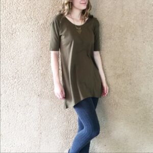 Elegantees Madeline Tunic High to Low Size XS